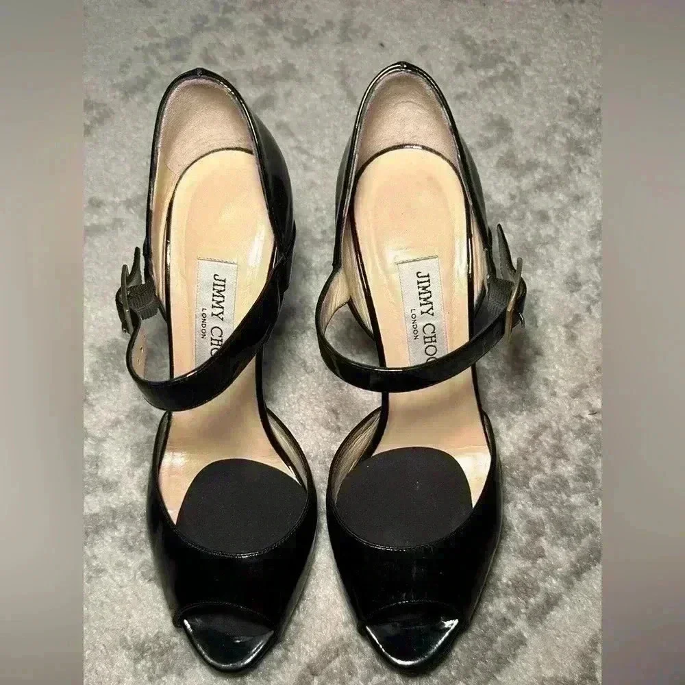 Jimmy Choo Peep Toe Pumps with Gold Buckle - size 38 - Picture 2 of 6